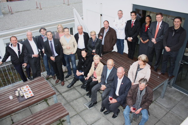 Zufriedenen Gesichter der Trafo-Rundgänger