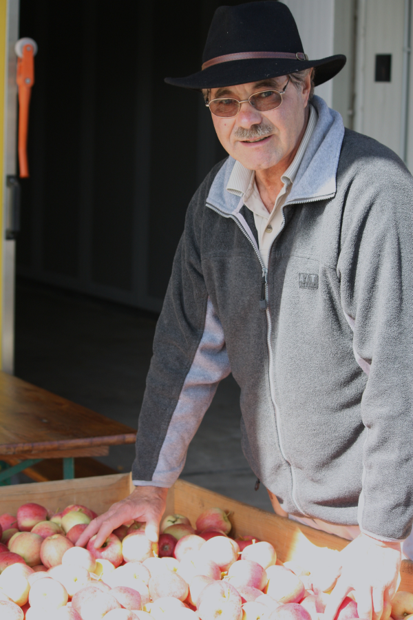 Heinz Leutwyler, Obstbauer, in seiner letzten Saison