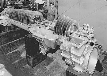 Gasturbinenlokomotive demontiert